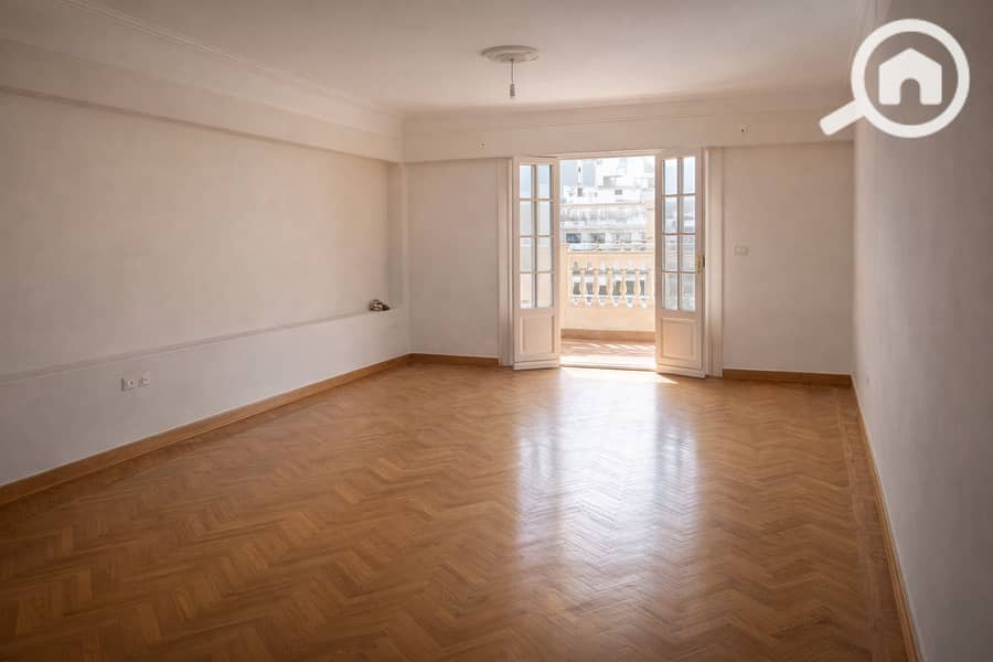 4 FE344225-3D51-4609-85DC-513BBD0AFB59. png