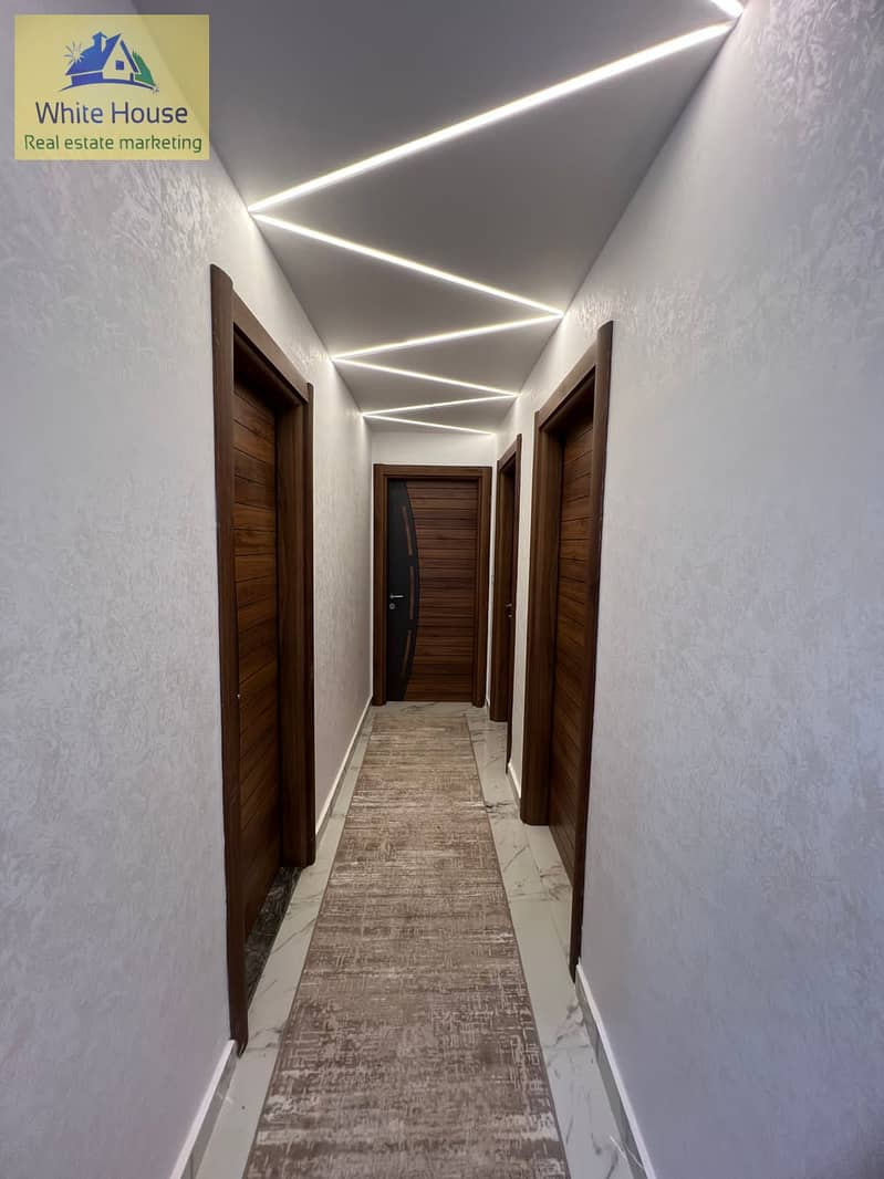 10 d761f326-bc59-484f-a38a-3743097475f6. jpg