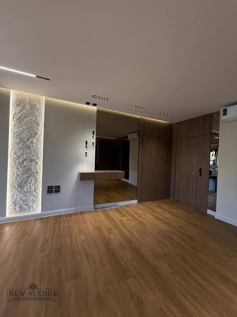 5 WhatsApp Image 2026-01-20 at 5.57. 42 PM (1). jpeg