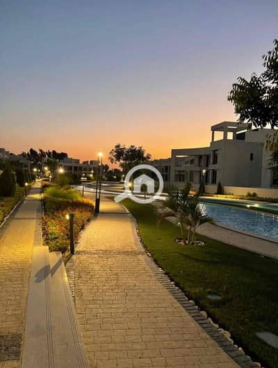 5 Bedroom Townhouse for Sale in Sheikh Zayed, Giza - 3b55adc8-f866-4bce-a6a8-1b99fb4f7948. jpg
