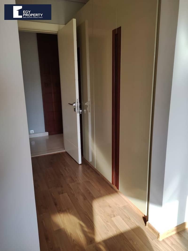 4 _files_d7fa4670-92f1-4ae4-8474-2573fd2cb7ce_4_11zon. jpg