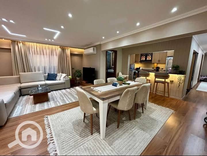 5 560742671_827422946639454_7379268365829376116_n. jpg