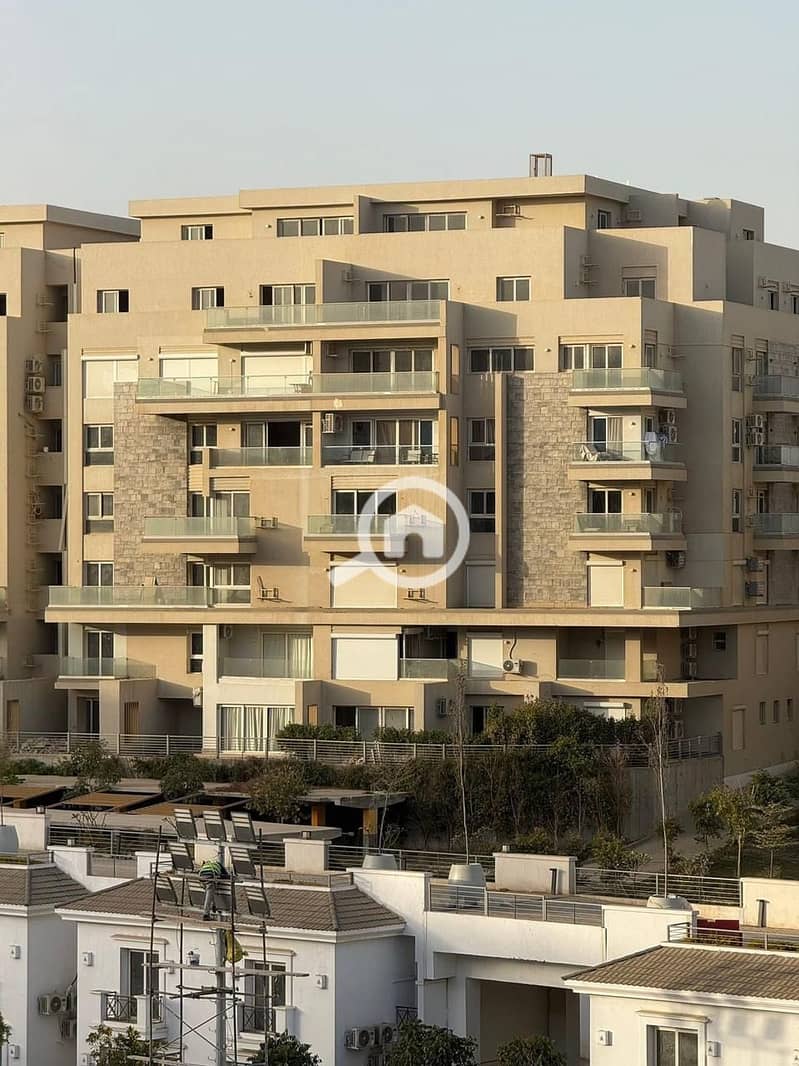 4 a34004cd-b752-4883-b88a-4ab9cb4e1f76. jpg