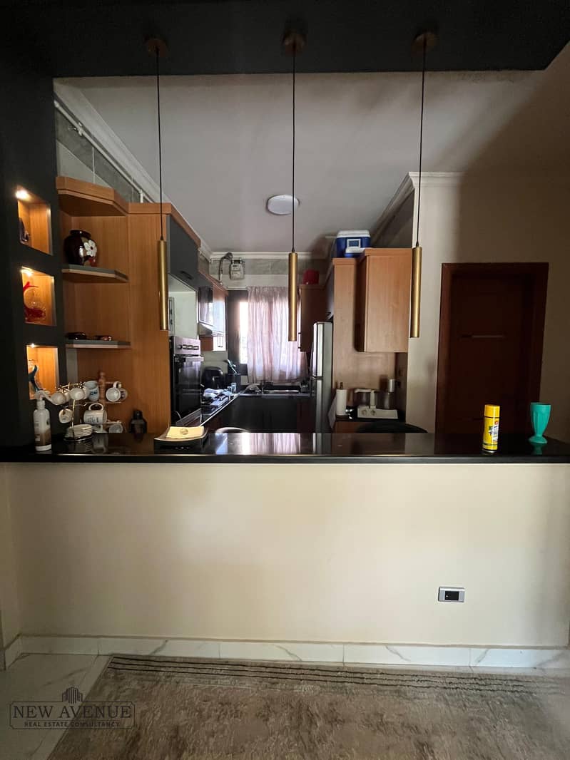 5 15c4f99d-16bd-4ec6-a044-256b15d87b15. jpg