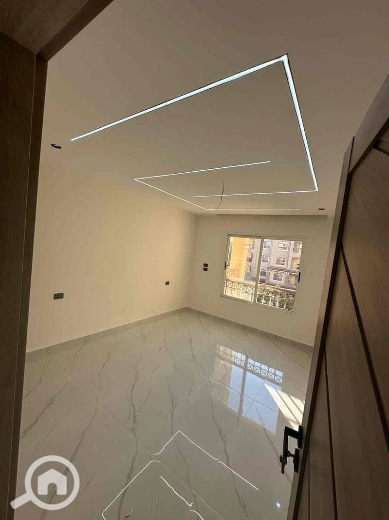 14 4d1f06e8-df1d-464f-9f2b-4a16b3d818e4. jpg