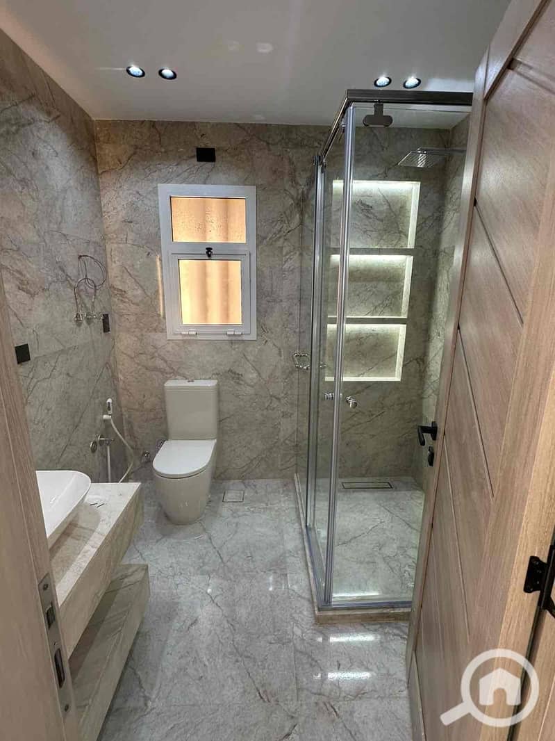 15 2fc99de8-2dcc-4b01-9e48-a53116352ddf. jpg