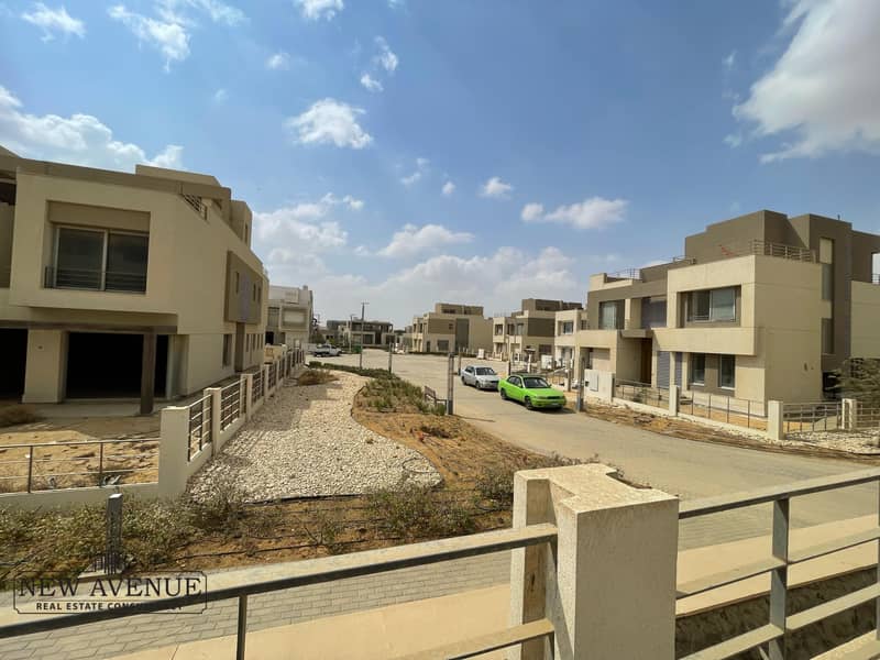 3 1f6081d5-0e90-48d2-8f43-eedfea3712aa. jpg