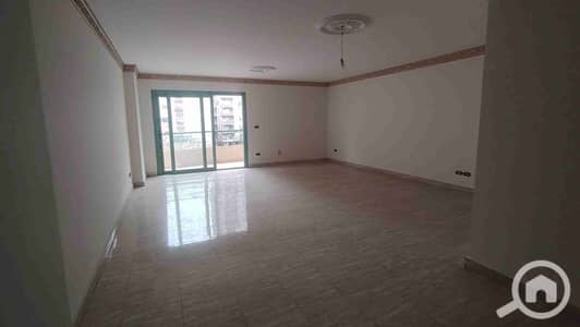 فلیٹ 3 غرف نوم للايجار في ستانلي، الإسكندرية - 1000439270. jpg