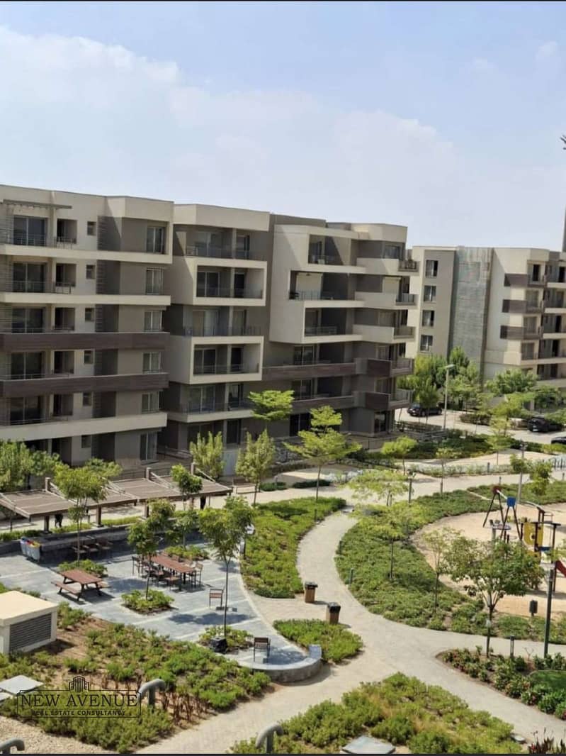 5 71c2c90f-f7fd-4f00-a887-61dcd6c3d8fa. jpg