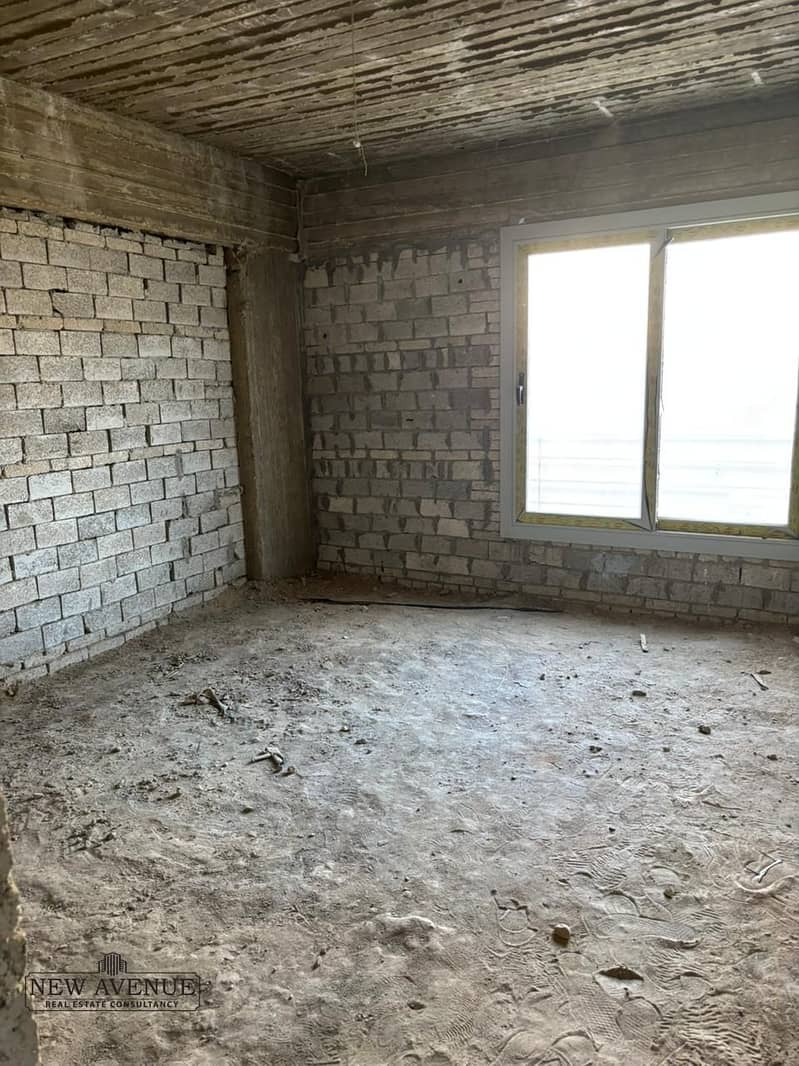 4 2c807ab6-48c4-461e-9636-1e9c707a87d4. jpg