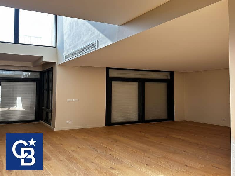 5 enhanced-608213574_871581162279996_3871160764951461579_n (2)_800x600. jpg