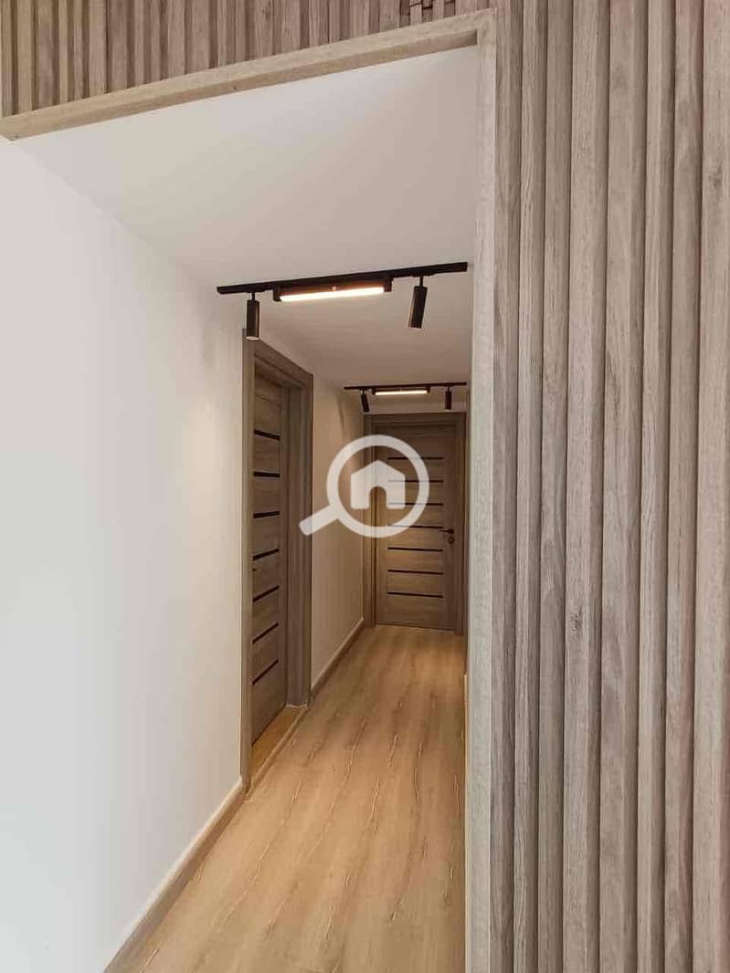 7 7f2c0164-609d-4659-8561-44becd468416. jpg