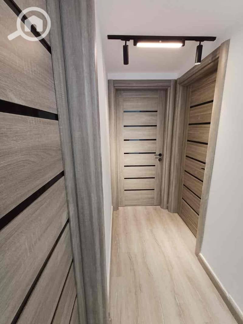 9 fd17b91c-462e-4af7-9712-05b94a5792f0. jpg