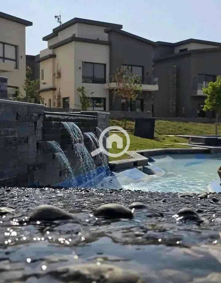 7 8073ddcd-1fee-40a8-b0b6-83ff3a04446c. jpg