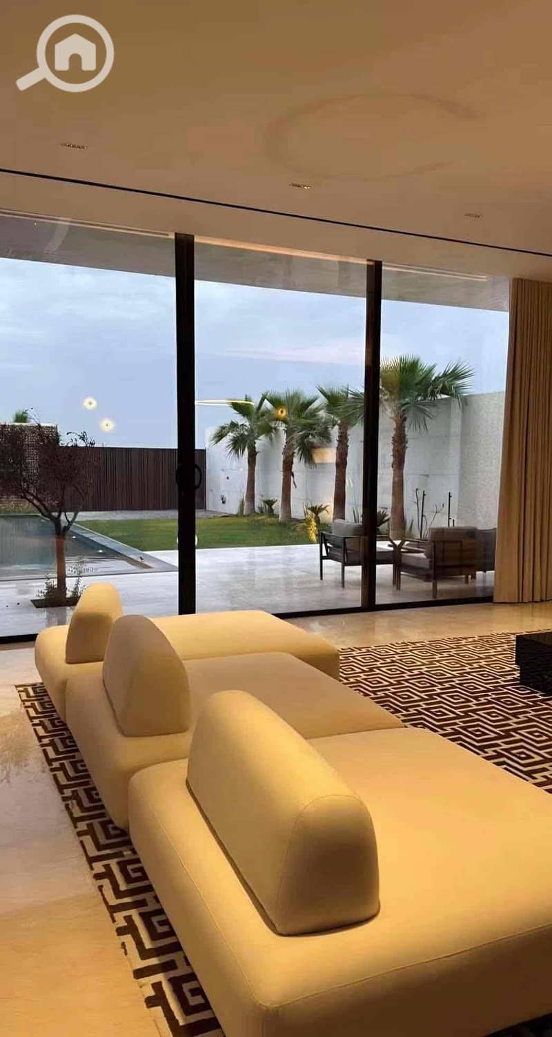 9 6306ed4a-a172-4fed-bf29-dc1b2bb9fe45. jpg