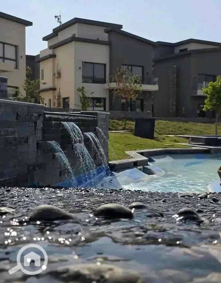 7 8073ddcd-1fee-40a8-b0b6-83ff3a04446c. jpg