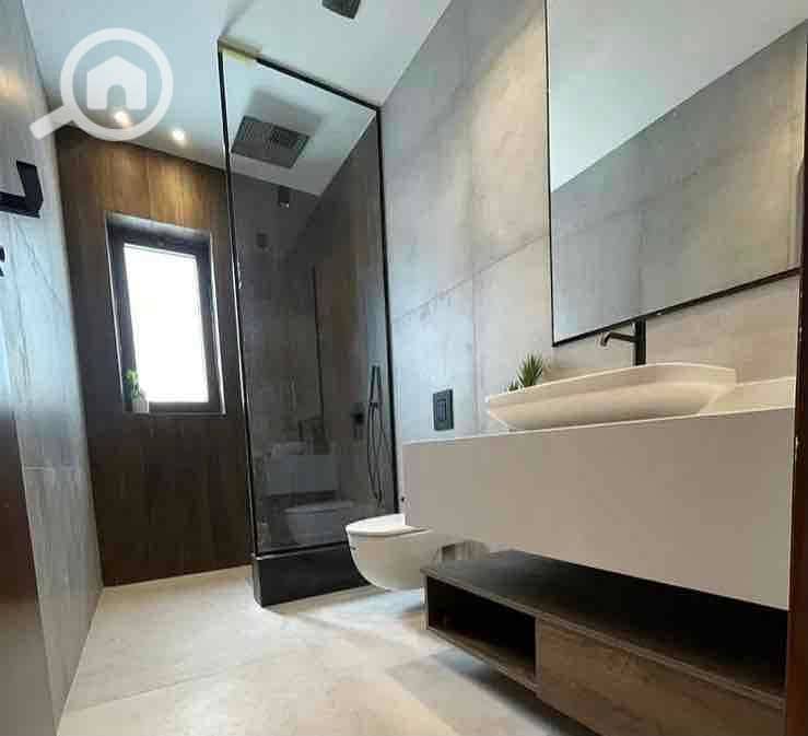 6 c22962c5-e3b1-4f17-8326-9371a0b1294c. jpg