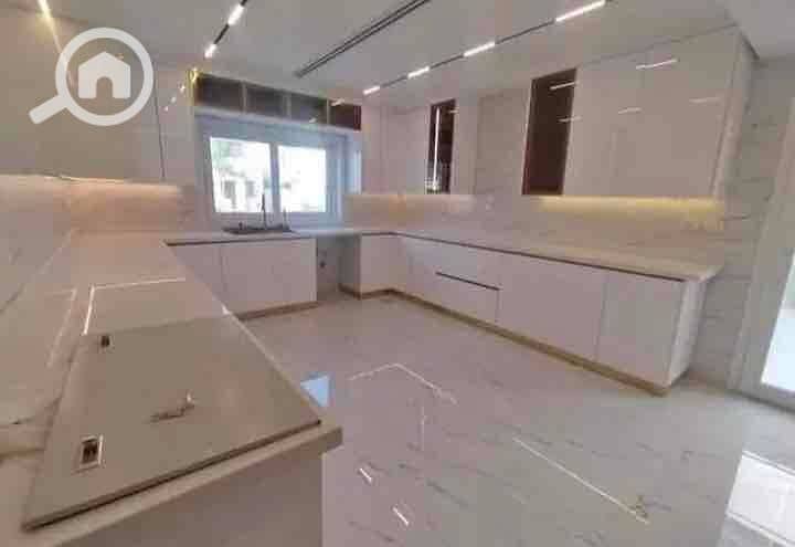 6 1ae5e6f3-ad2c-479d-a580-7683219bb9f9. jpg