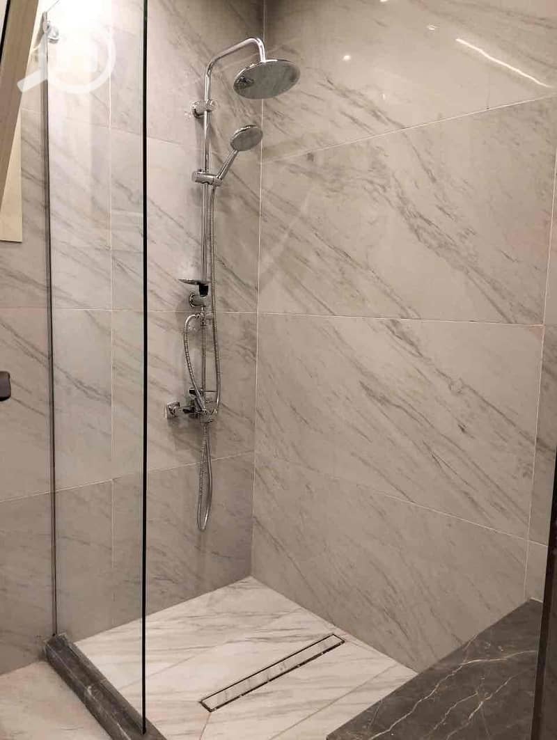 10 ea4c760a-0553-401d-aff9-13665bd7201d. jpg