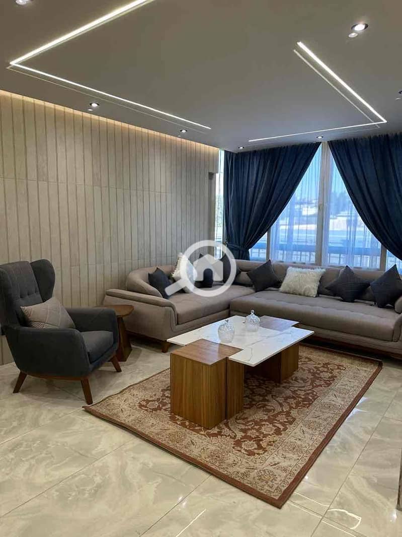 28 6eb66f8b-cd73-4cc5-9d70-e339f64f4c6a. jpg