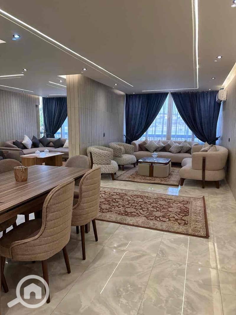 31 0050ec62-f63b-4106-8da1-fb050b47c092. jpg