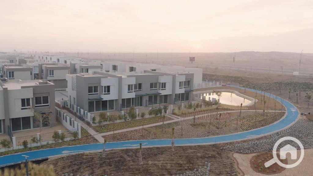 5 8c1ed018-66ef-46ae-83ee-cd3fcd1a2074. jpeg