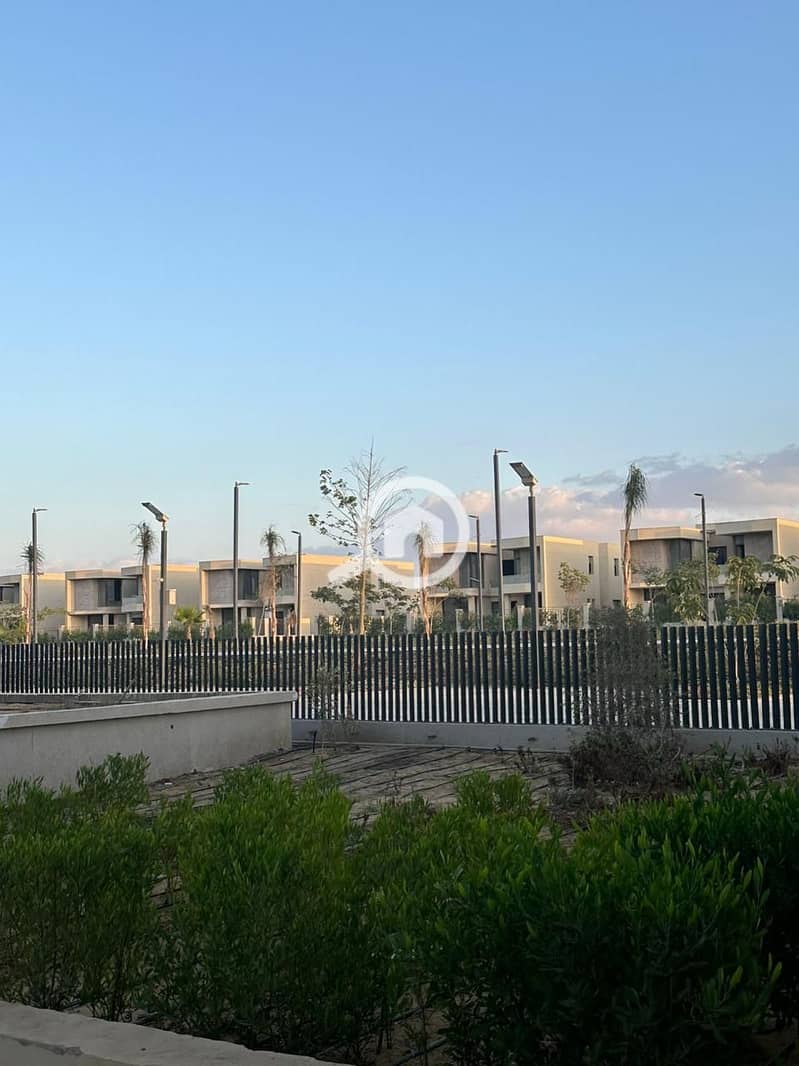 40 ca5cc632-6992-456f-b2c8-5cb871c98540. jpeg