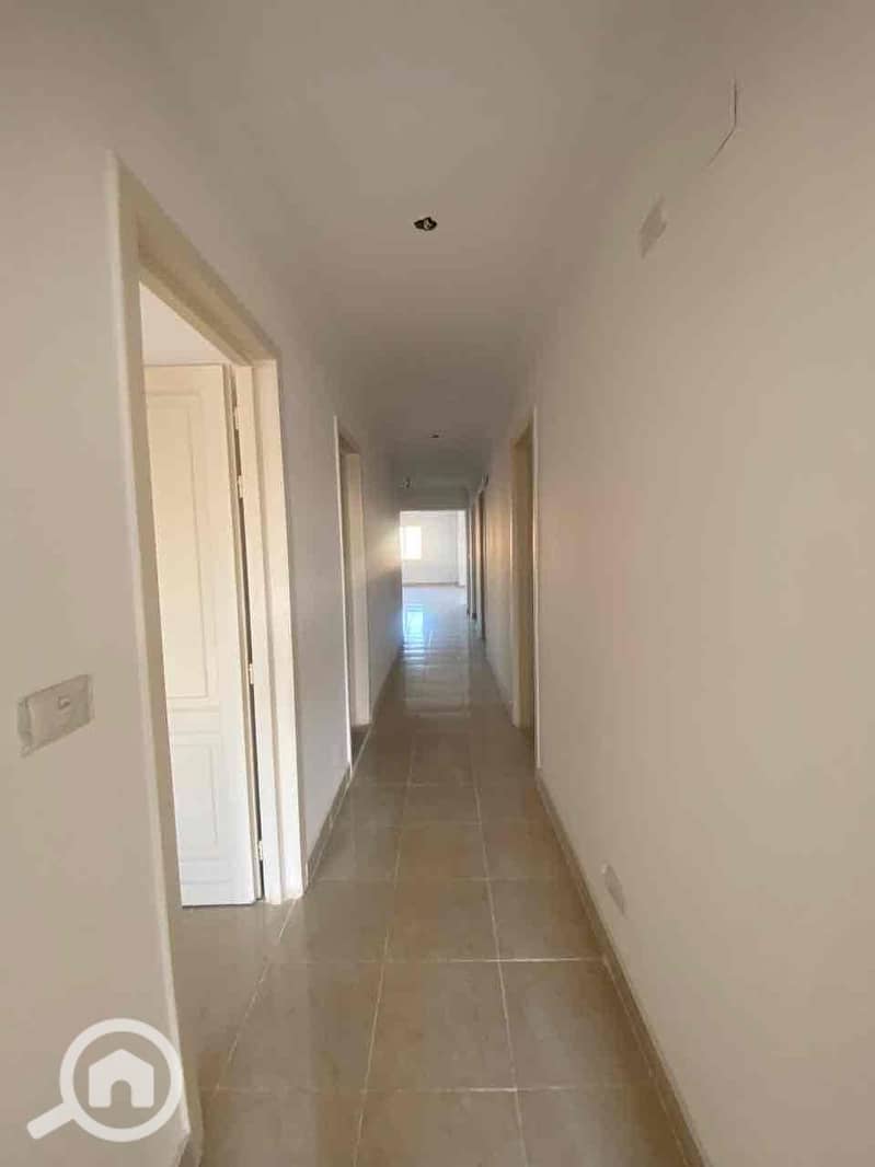 3 6e3e5d2a-4dd3-420b-bc89-c957c3efc736. jpg