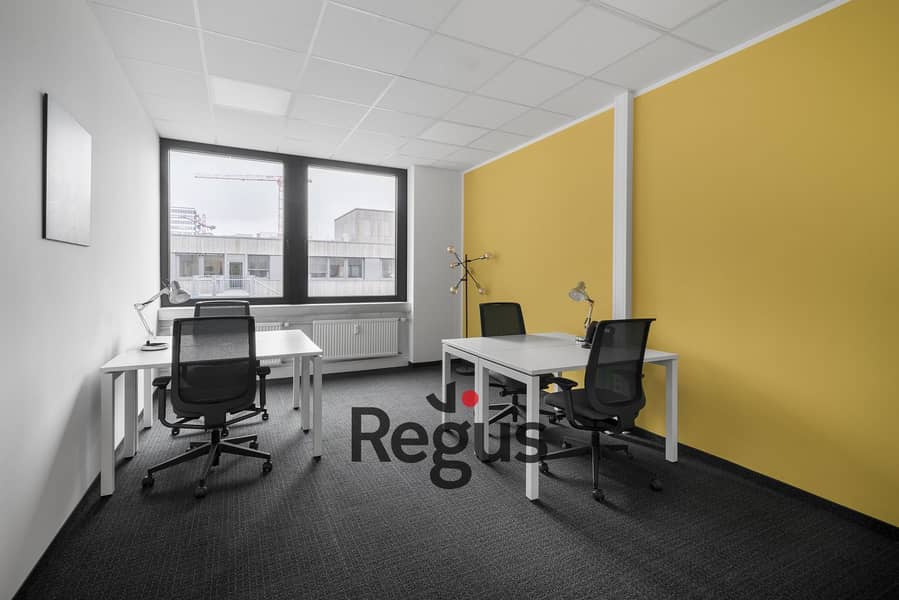 9 Regus Lyoner Stern 5166 Frankfurt Germany Office - Lyoner Stern. jpg