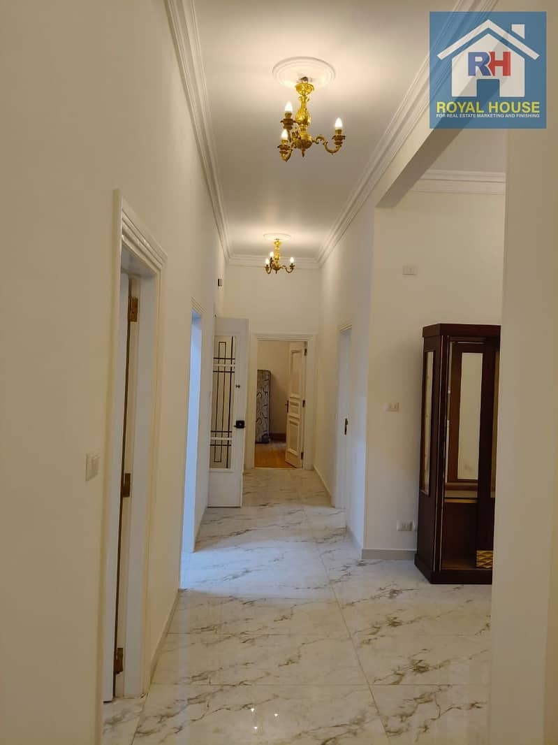 5 37abcfb3-0961-49b7-be5e-b11b5a1a0f7c. jpeg