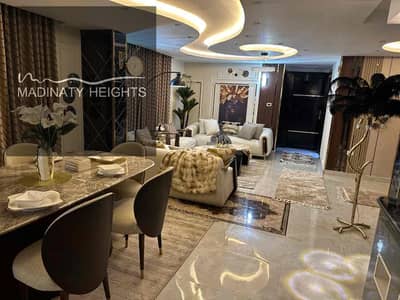 شقة 3 غرف نوم للايجار في مدينتي، القاهرة - 5565dc18-5bb7-45fb-b7f8-14e199f2f3f3. jpg