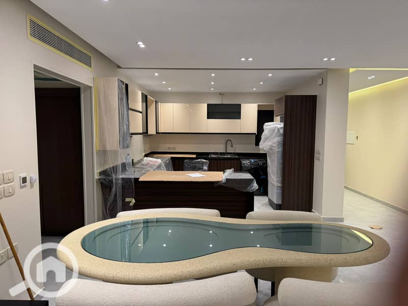 6 73516bf5-468f-4a2e-b565-29fb1f36113a. jpeg