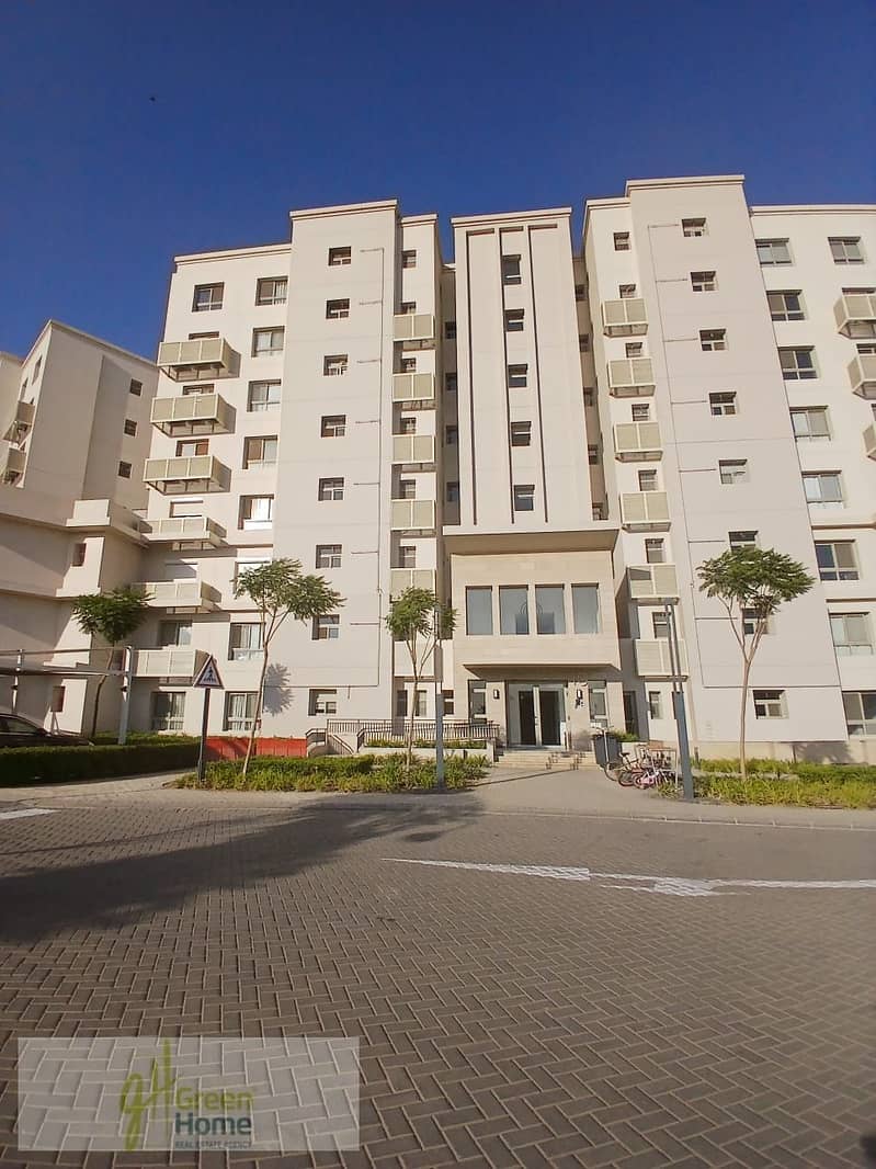 5 412565c2-6d90-4b03-b27d-674c7337e9e4. jpg