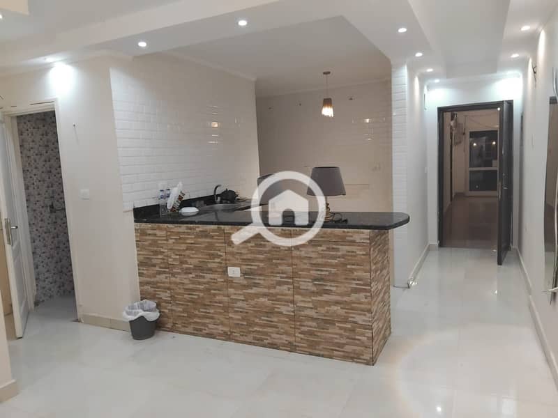 8 b1d1101c-4e5c-4882-8b6b-cc702c52f8bc. jpg