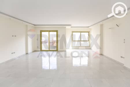 3 Bedroom Flat for Sale in Glim, Alexandria - 1. jpg