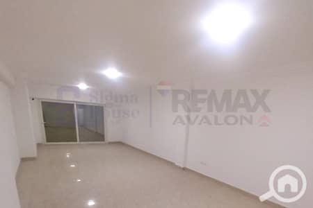 شقة 3 غرف نوم للايجار في سموحة، الإسكندرية - 1. JPG