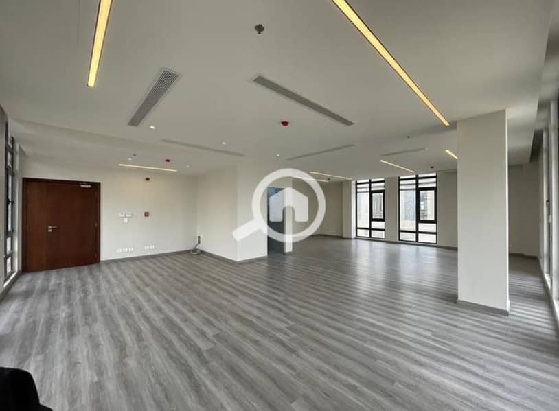 2 WhatsApp Image 2024-11-26 at 17.53. 41_699c8cfc. jpg