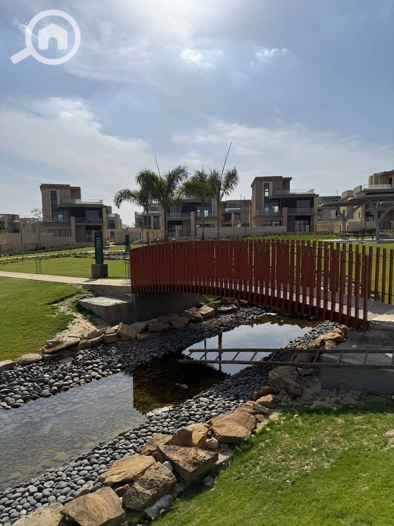 9 75f95b2c-56f1-47b7-8248-d1d05b824cf8. jpeg