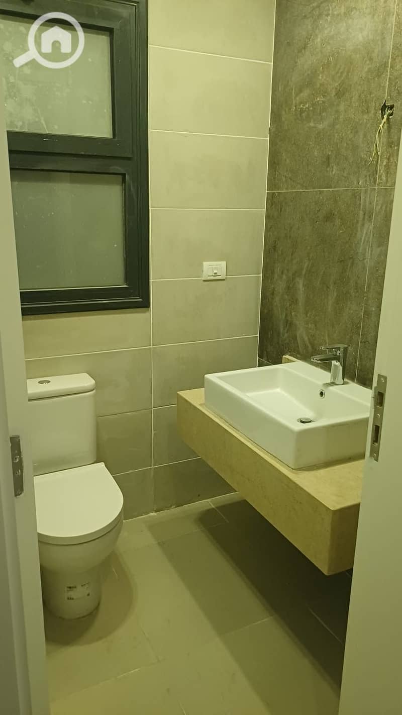 9 cde1ecbd-9381-417e-b5e0-1b98a41620c6. jpeg