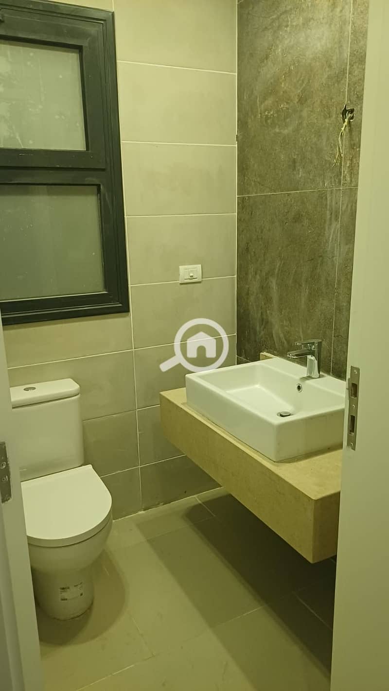 12 55da3f85-4d0e-456f-bb52-95a539b5d1a9. jpeg