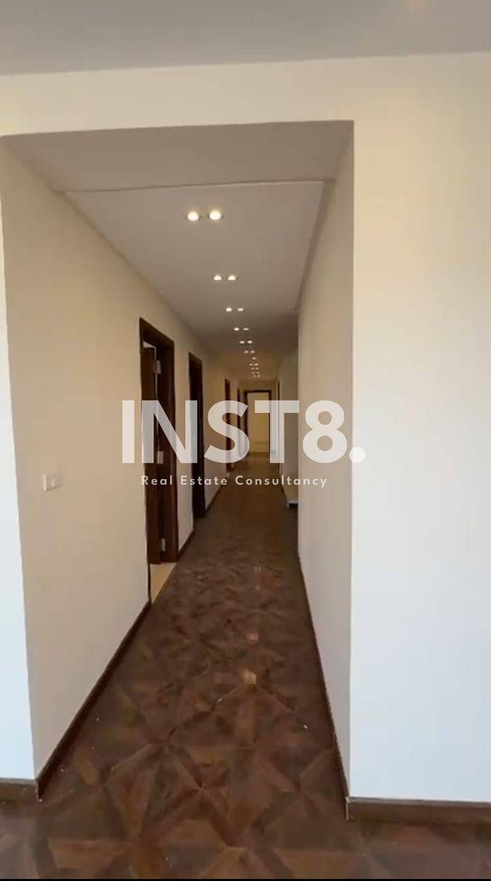 4 57588b71-3a9a-43c8-b4f7-5df02e8b8e2b. jpg