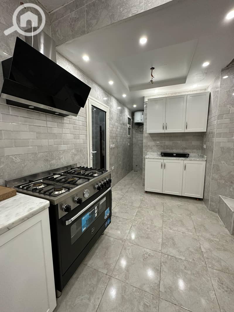 8 3c45ba62-9728-43f1-9f79-2504ab5426f9. jpg