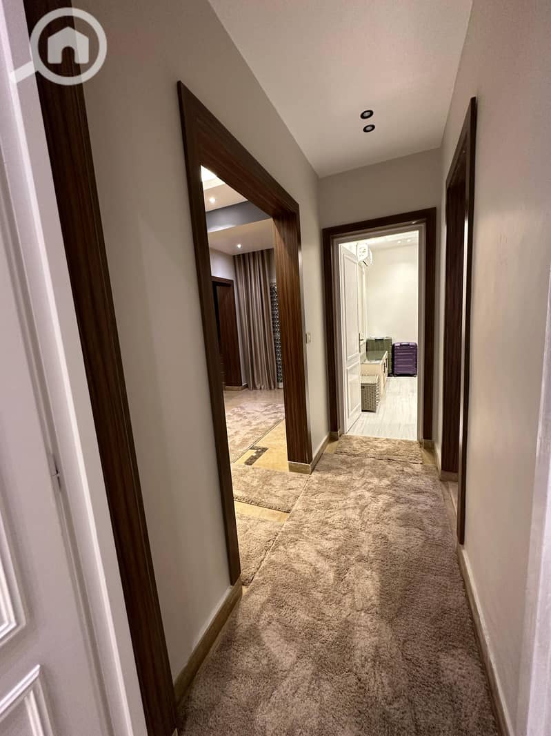 17 45f47b8b-62c7-40b0-a5d5-48d518bdac27. jpg