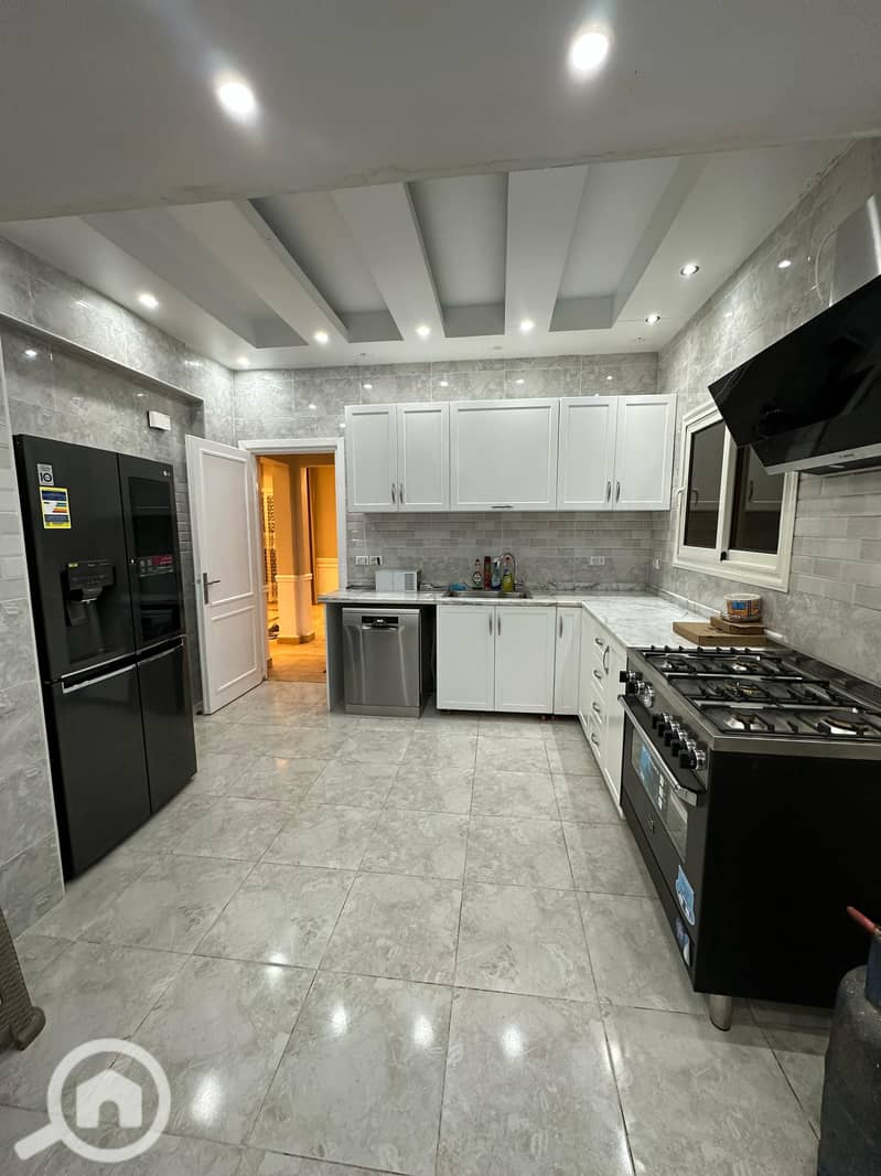 18 57cbdb78-0a80-4a3e-b01c-381b4b5b3bcf. jpg