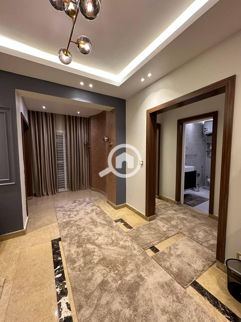 20 86f441cb-71b3-4b01-aee3-7384efecf553. jpg