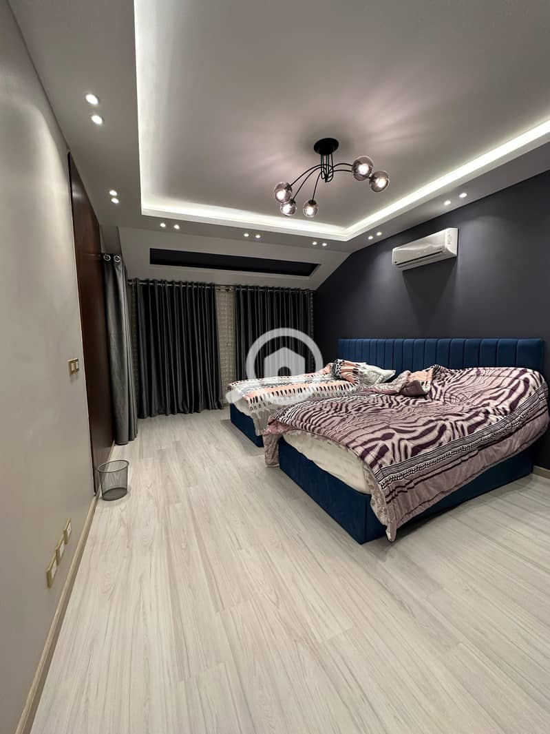 35 d7ad99c8-bc49-4a6e-be47-8e7a1624dfa7. jpg