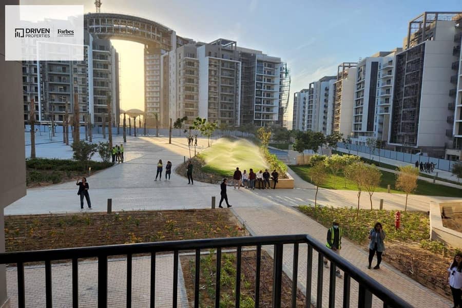 4 3vzwCwsX7j5Smjf2nEH5xzysHYWP9dFIcwqFWund. jpg