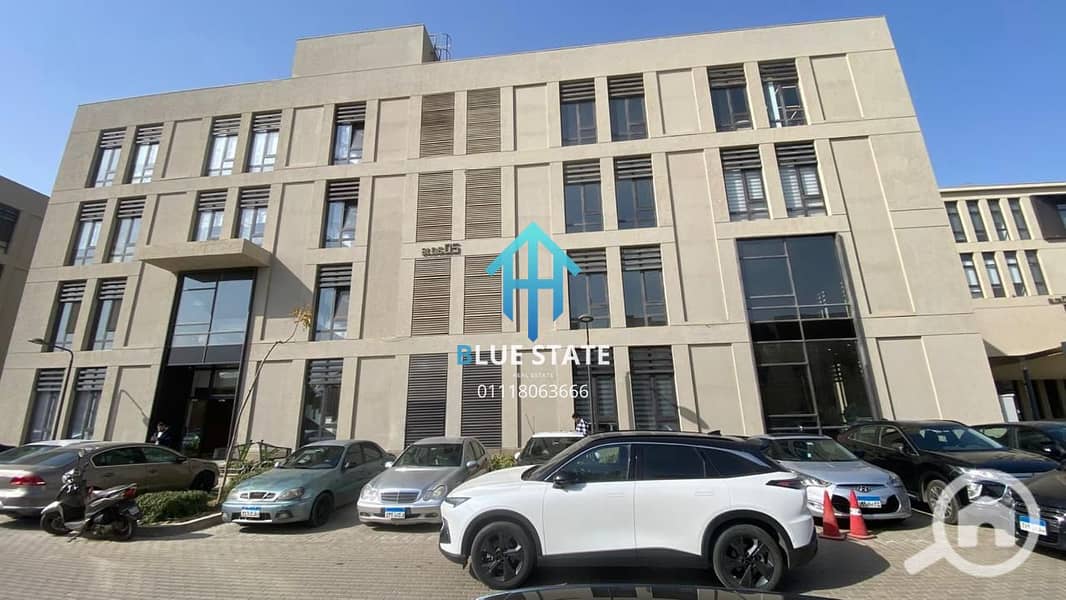 3 01118063666 (71). png