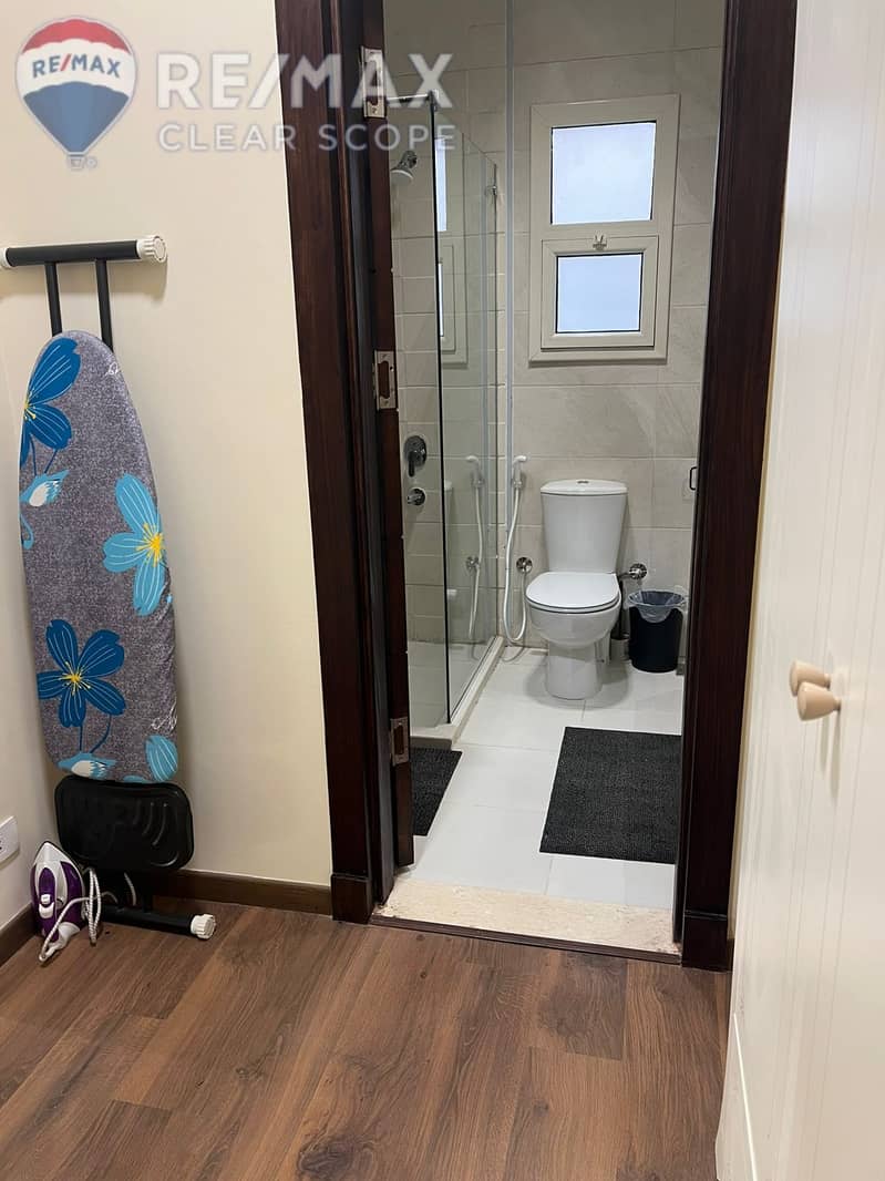 2 0bd32f3c-d9cb-4c6b-b13d-86a918d18aba. jpg