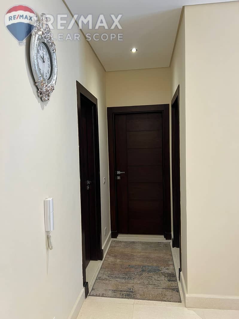 7 2d765d9a-a91f-41c3-bc15-3f699129ecac. jpg